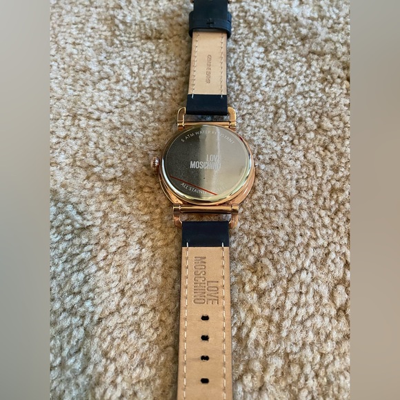 New Love Moschino Watch - Picture 9 of 10